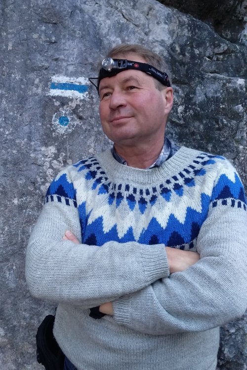 meski_sweter-z_okraglym_karczkiem_wloczka_novita_7_Brothers_500x750
