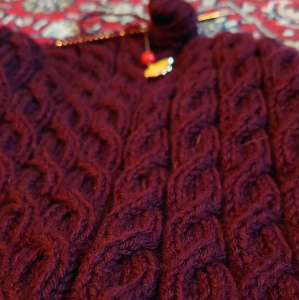 kazmizelka z warkoczami Laine Novita DK woolloop (4) kazmizelka z warkoczami Laine Novita DK woolloop (4)