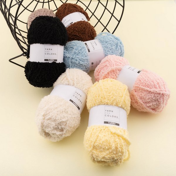 kolorowe wloczki na zabawki Furry yarn and colors woolloop 600x600