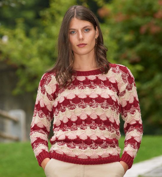 kolorowy sweter na drutach z wloczki Sesia mistral woolloop